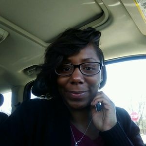 Meet your Posher, Candice